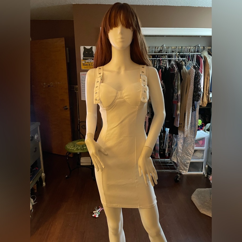 Sexy white dress size medium, w tags